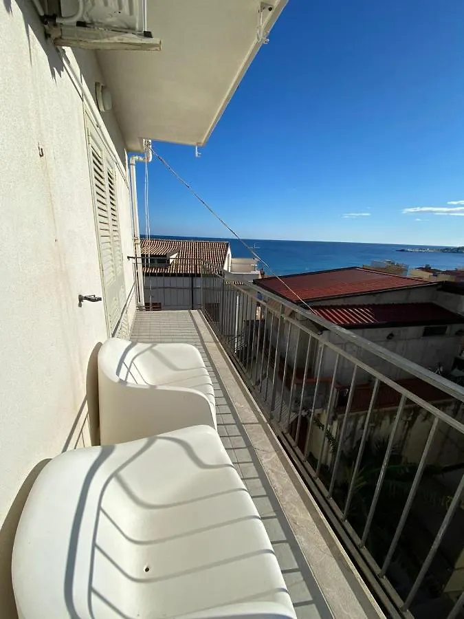 Bed & Breakfast Nick & Santo'S Holiday Homes B&B Giardini Naxos Italy